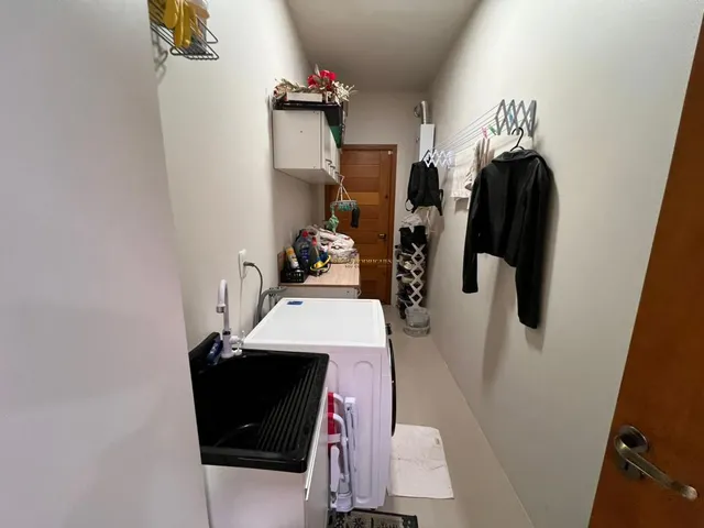 Imagem 5: Confortável Casa à venda em Gramado, completa, mobiliada e decorada. Abaixo do preço