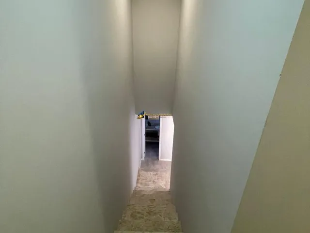 Imagem 15: Sobrado à venda, com piscina e 2 suítes em Bairro Planejado Xangri-lá - ENTRADO E