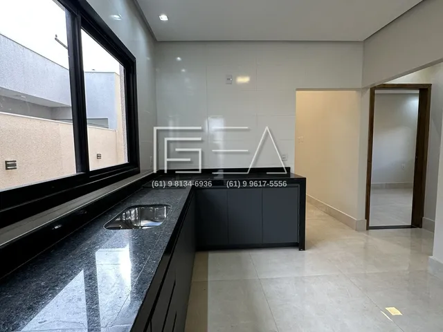 Imagem 5: Oportunidade! Casa à venda com 03 Quartos sendo 01 suíte