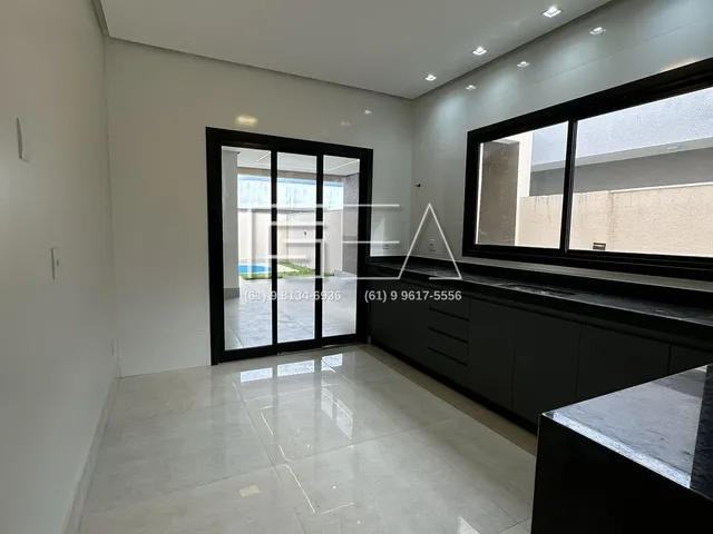 Imagem 2: Oportunidade! Casa à venda com 03 Quartos sendo 01 suíte