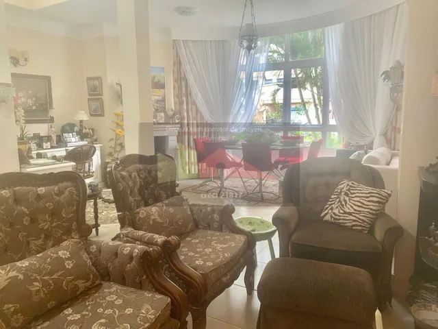 Imagem 14: REF.369 Linda casa alto padrão bairro Jurere Internacional , Florianópolis- SC