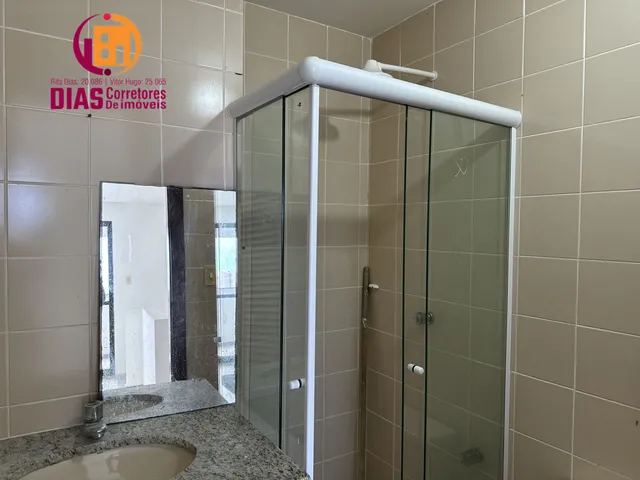 Imagem 2: Vendo Cobertura Duplex com piscina privativa e vista mar no Caminho das árvores com