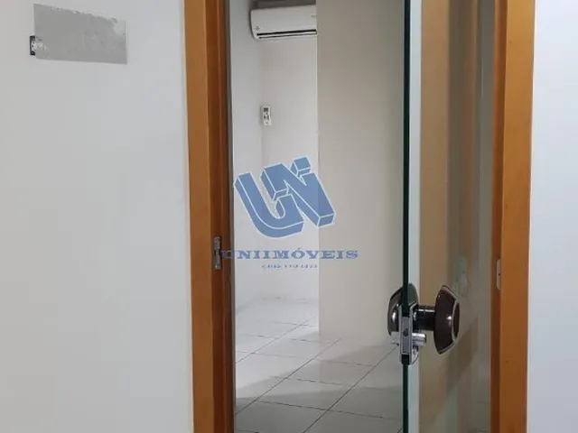 Imagem 2: Sala Comercial com 23M2 no Caminho das Árvores