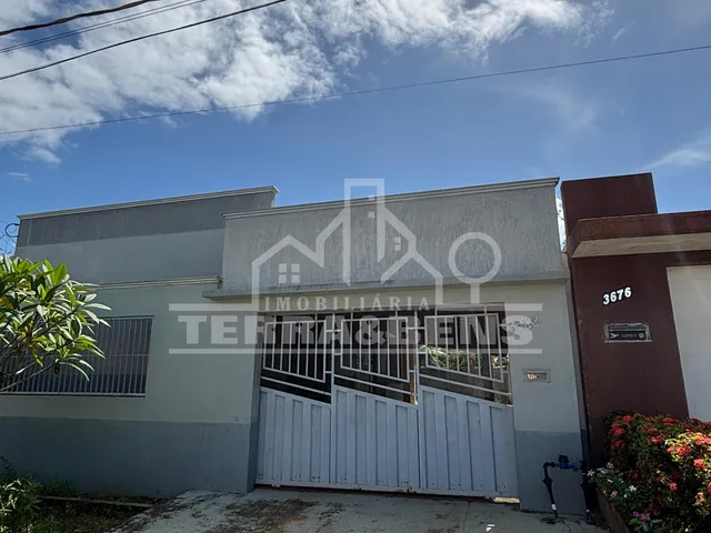 Imagem: Casa com Garagem, Cozinha Externa Ampla
