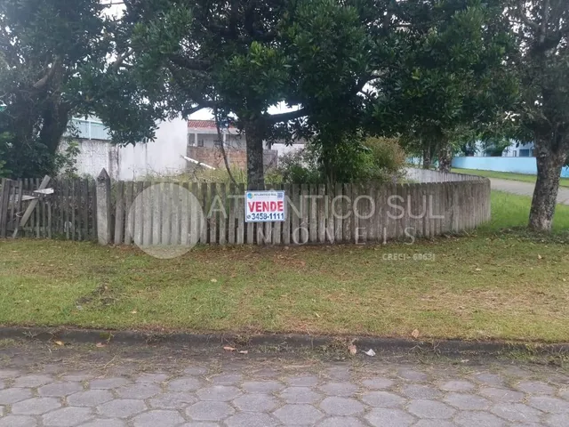 Imagem: Terreno de esquina próximo do mar a venda