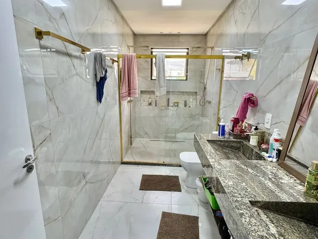 Imagem 2: Riviera Park - Casa Linear de 310m², terreno 643m², 4 suítes, 2 vagas, lazer clube