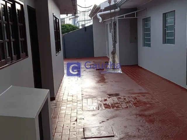 Imagem 2: Casa à venda no bairro Centro - Cascavel/PR