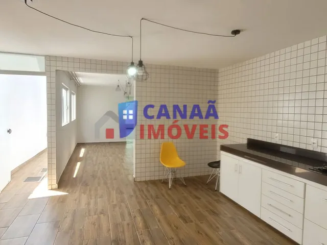 Imagem 2: Casa térrea 3 quartos, 1 suíte e 2 demi suíte, lote 440m² (pega duas ruas
