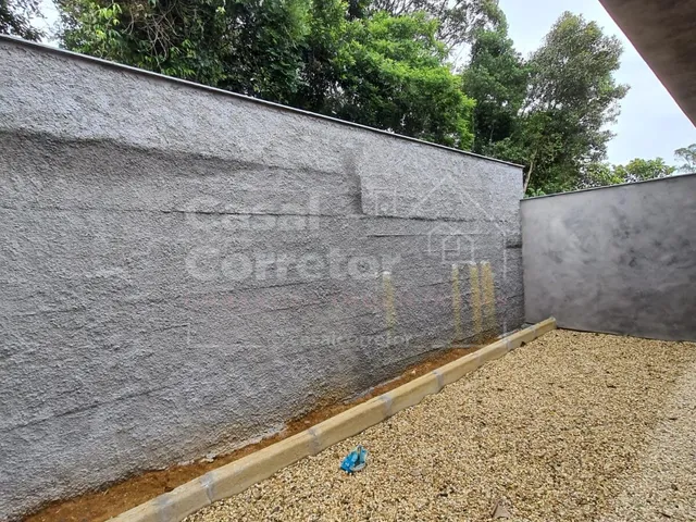 Imagem 12: Casa Baixa de 3 Dormitórios Sendo 1 Suíte