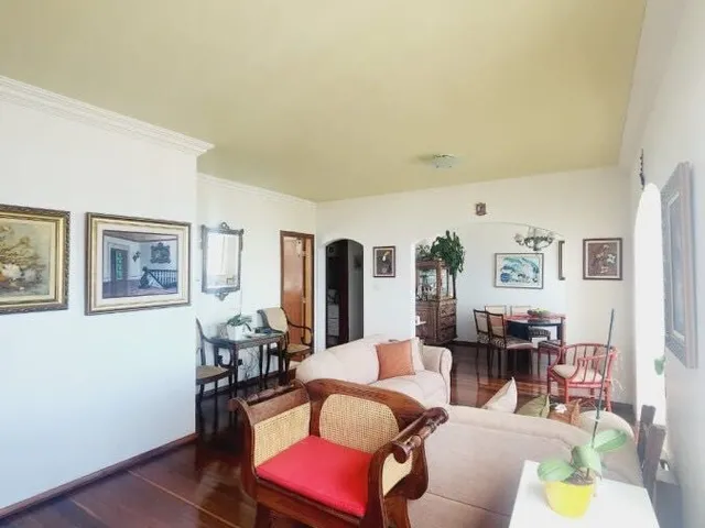 Imagem 4: Vendo em Super Oportunidade Apartamento Cobertura Duplex com 5/5, 3 suítes, 3 vagas