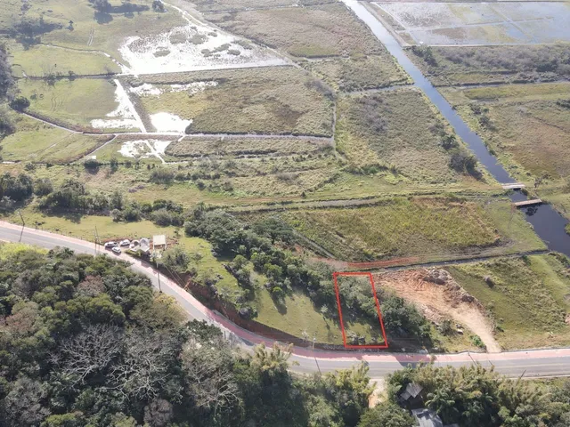 Imagem: O terreno possui 2.843m² de Área e está localizado em