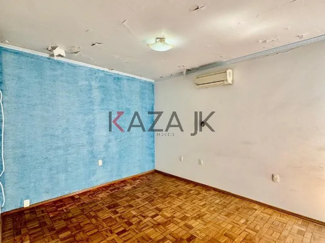 Imagem 8: Comprar/vendo: Terreno de 647m² com 4 casas (3 com entradas independentes) no Centro de