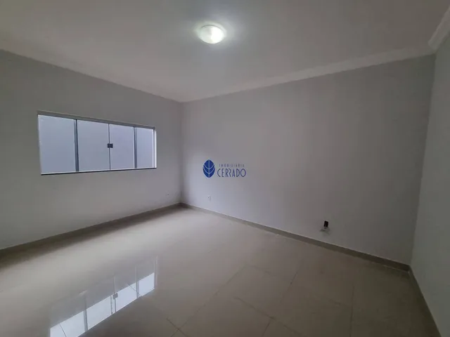 Imagem 3: Aluguel de Casa Espaçosa com 3 Quartos no Parque dos Pirineus