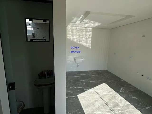 Imagem 2: SOBRADO DE ESQUINA,PROX MERCADO AGRIMAR, EM RUA COMERCIAL E RESIDENCIAL, PRONTA ENTREGA