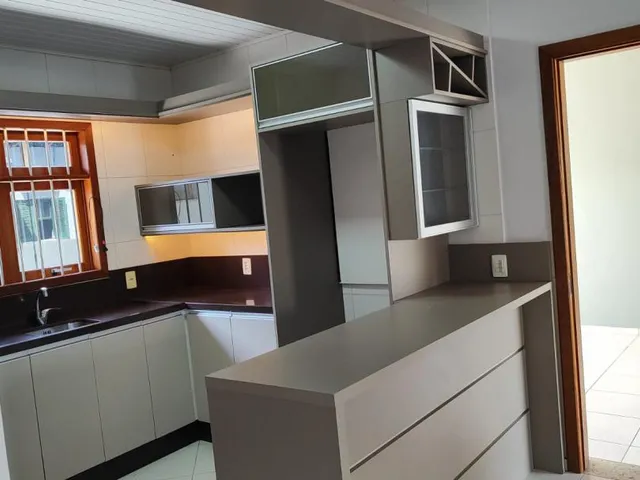 Imagem: Casa com 3 Dormitorio(S) Localizado(A) no
