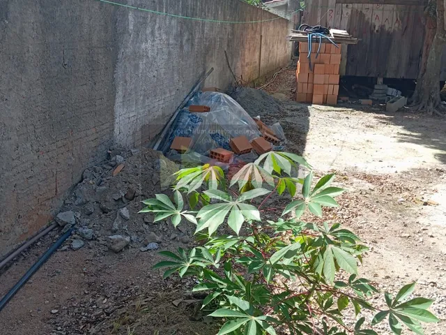 Imagem 10: REF. 381 Apartamento Kitnet quatro unidades
