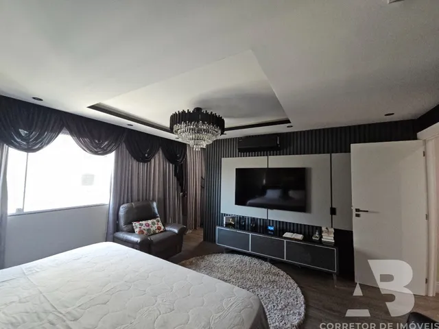Imagem 13: Aluguel de Cobertura de Luxo no Centro de Balneário Camboriú: 4 quartos, 4 suítes, 3