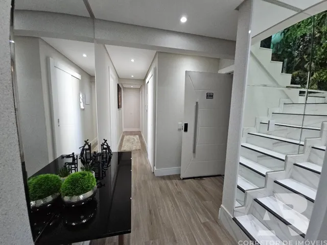 Imagem 15: Aluguel de Cobertura de Luxo no Centro de Balneário Camboriú: 4 quartos, 4 suítes, 3