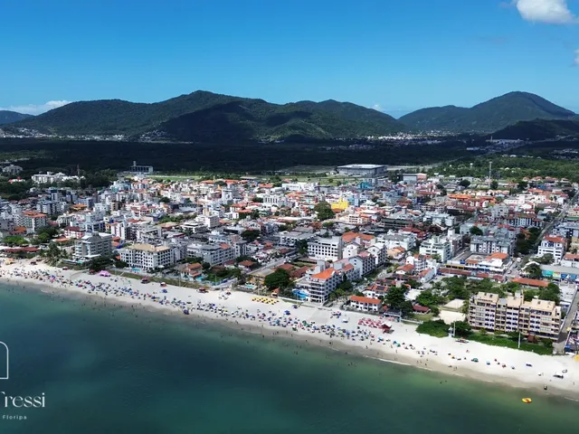 Imagem: Casa À Venda no Bairro Canasvieiras - Florianópolis/Sc