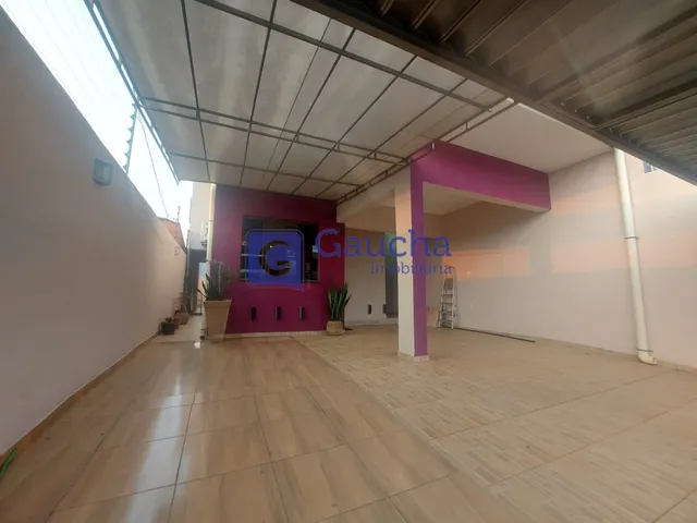 Imagem 7: Casa com Piscina Semi Mobiliada