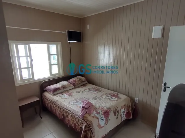 Imagem 14: Casa com 4 Dormitórios e Varanda na Praia da Pinheira
