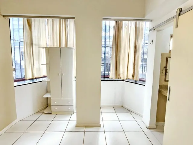 Imagem 6: Scrn 714/715 - Locação Kitnete Semi-Mobiliada - 31M² Úteis - Prédio com Elevador