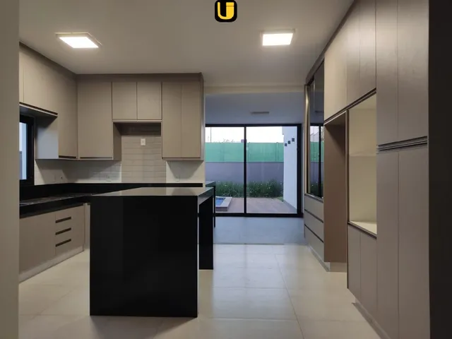 Imagem: Casa de Luxo à Venda no Condomínio Alphaville