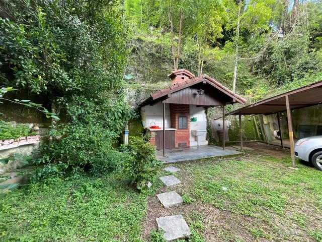 Imagem 8: Casa com 5 Quartos em Teresópolis