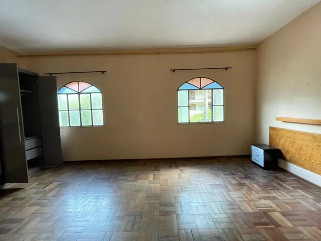 Imagem 16: Casa com 5 Quartos em Teresópolis