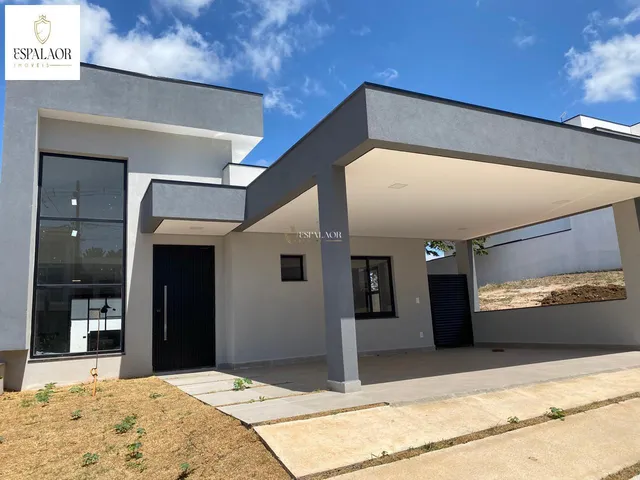 Imagem: A casa em condomínio possui 3 Dormitórios, 2 Suítes, 3