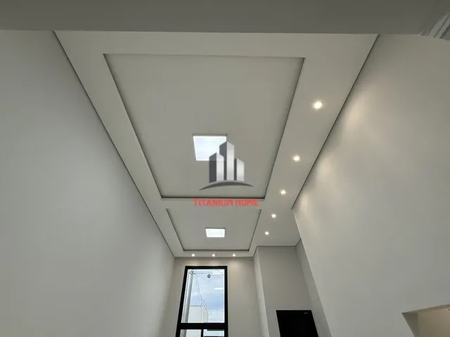 Imagem 6: Casa 3 dorm sendo uma suite cozinha com planejados e eletros no Jardim do Jatoba