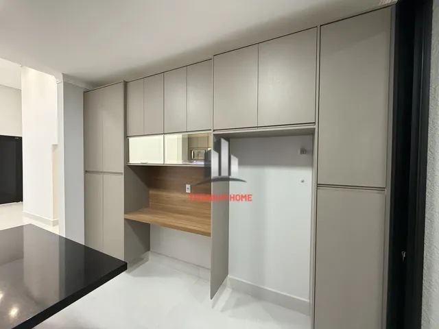 Imagem 11: Casa 3 dorm sendo uma suite cozinha com planejados e eletros no Jardim do Jatoba