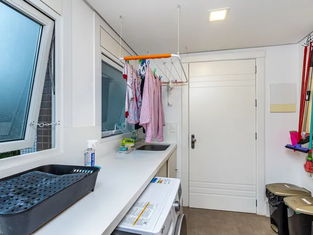 Imagem 10: Apartamento à venda em Porto Alegre, Bela Vista, com 3 quartos, 223.07m²