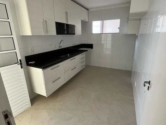 Imagem 5: Vendo em Super Oportunidade Casa nascente em Condomínio com 128m2, 3/4, suíte, jardim