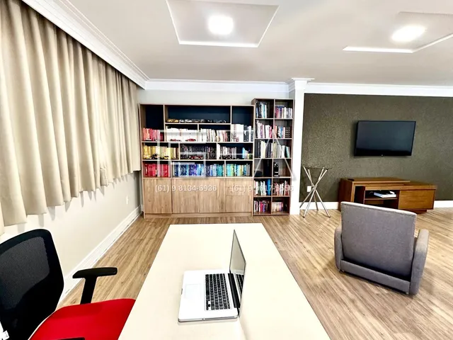 Imagem 10: CASA COM 5 SUÍTES À VENDA EM LOCALIZAÇÃO PRIVILEGIADA!