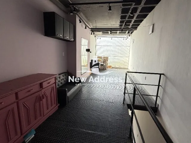 Imagem 2: Para Quem Busca Uma Loja Ja com Mezanino , com Aproximadamente 50 M2 , Prontinha para Usa