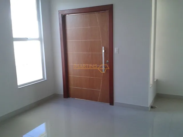 Imagem 1: Casa à venda no bairro Centro - Araguari/MG