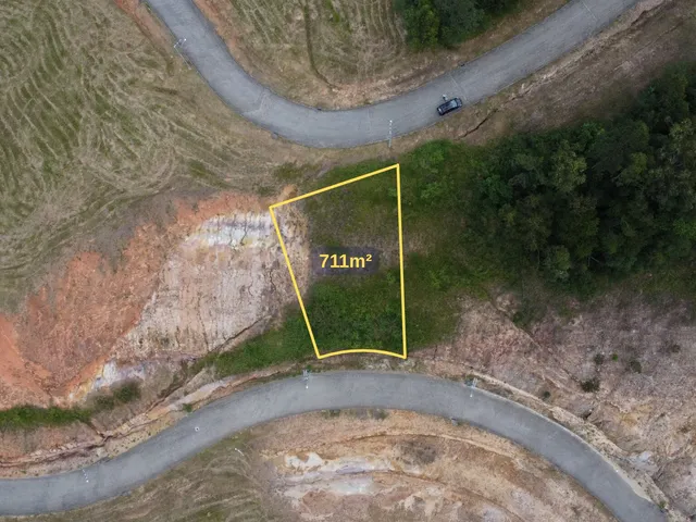 Imagem: Terreno em Condomínio para Venda em São