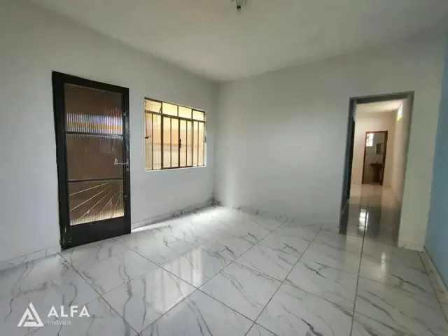 Imagem 3: Casa Térrea com 2 Quartos e Garagem para Locação no Boa Vista - Próxima À Igreja do