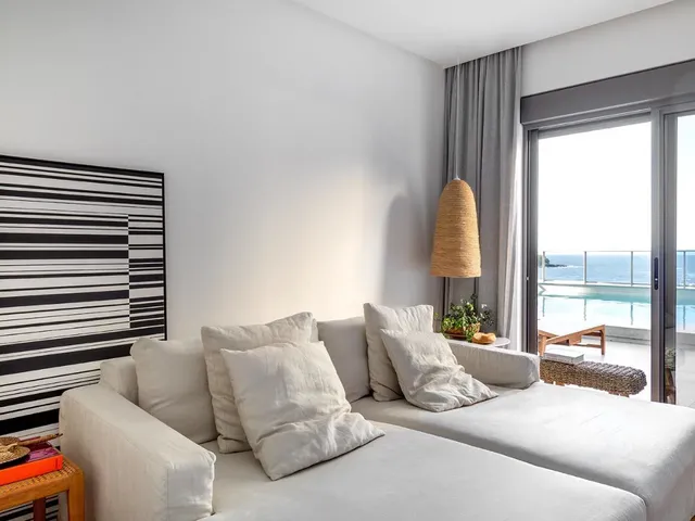 Imagem 10: Apartamento de luxo à venda no Centro de Balneário Camboriú-SC: 3 quartos, 3 suítes