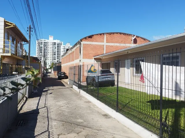 Imagem: Pavilhão/Galpão Salão Comercial em Roçado