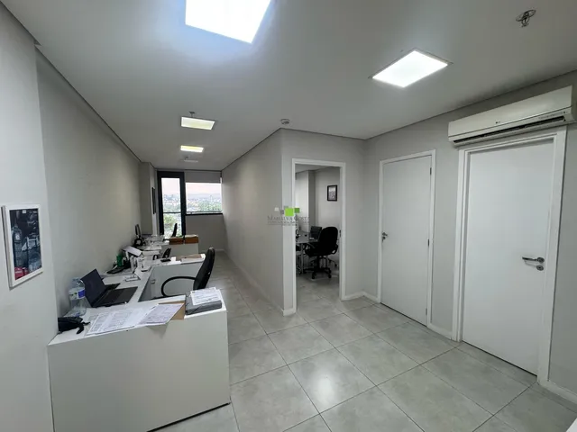 Imagem: Sala Comercial de Alto Padrão À Venda