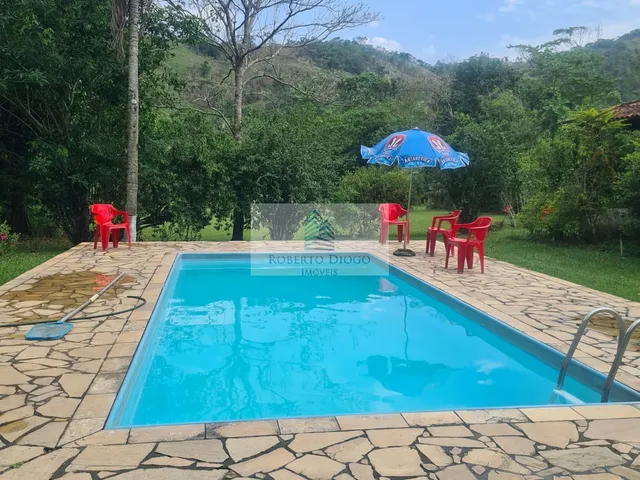 Imagem 4: Imperdível sítio à venda em Maricá-RJ, bairro Itapeba, 5 quartos, 1 suíte, 1 sala, 4