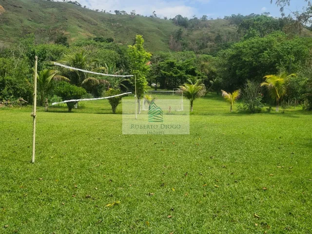 Imagem 3: Imperdível sítio à venda em Maricá-RJ, bairro Itapeba, 5 quartos, 1 suíte, 1 sala, 4