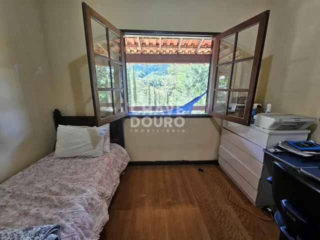 Imagem 5: Casa em condomínio; 4 quartos e vistas para Mulher de Pedra!