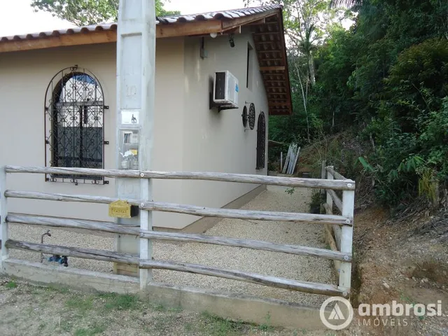 Imagem 5: Casa em excelente localização - Rua sem saída