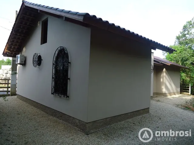Imagem 7: Casa em excelente localização - Rua sem saída