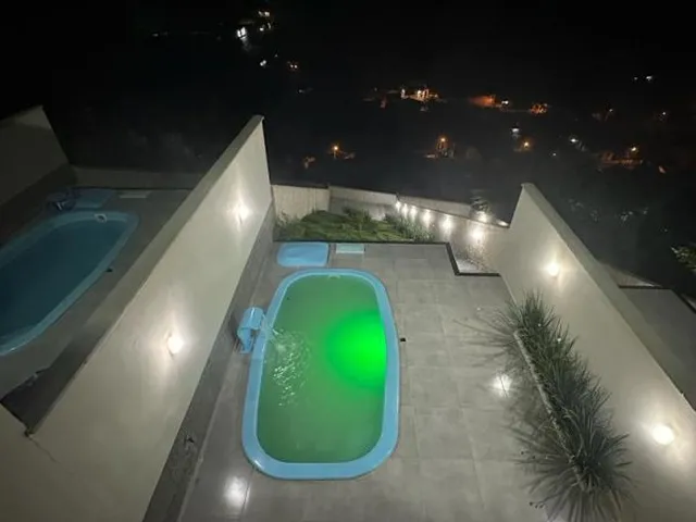 Imagem 6: Casa Alto Padrão à Venda - Triplex com Piscina