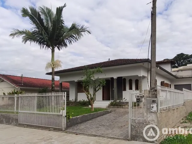 Imagem: Casa Ampla no Jardim Maluche