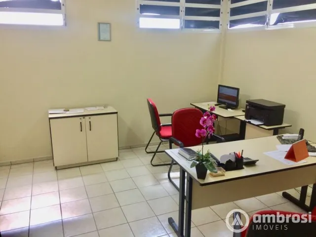 Imagem 2: Sala Comercial Próxima a Prefeitura de Brusque